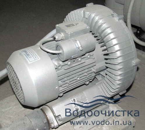   (), blower (220 )